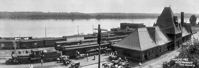 Panoramic vew of Keokuk Union Depot, 1907